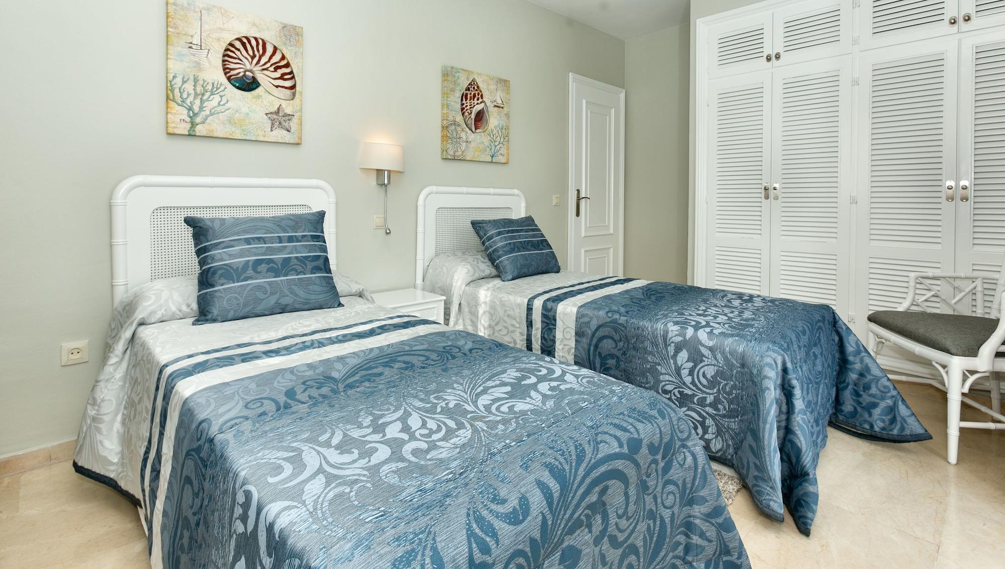 Ona Club Bena Vista Apartment Estepona Exterior photo