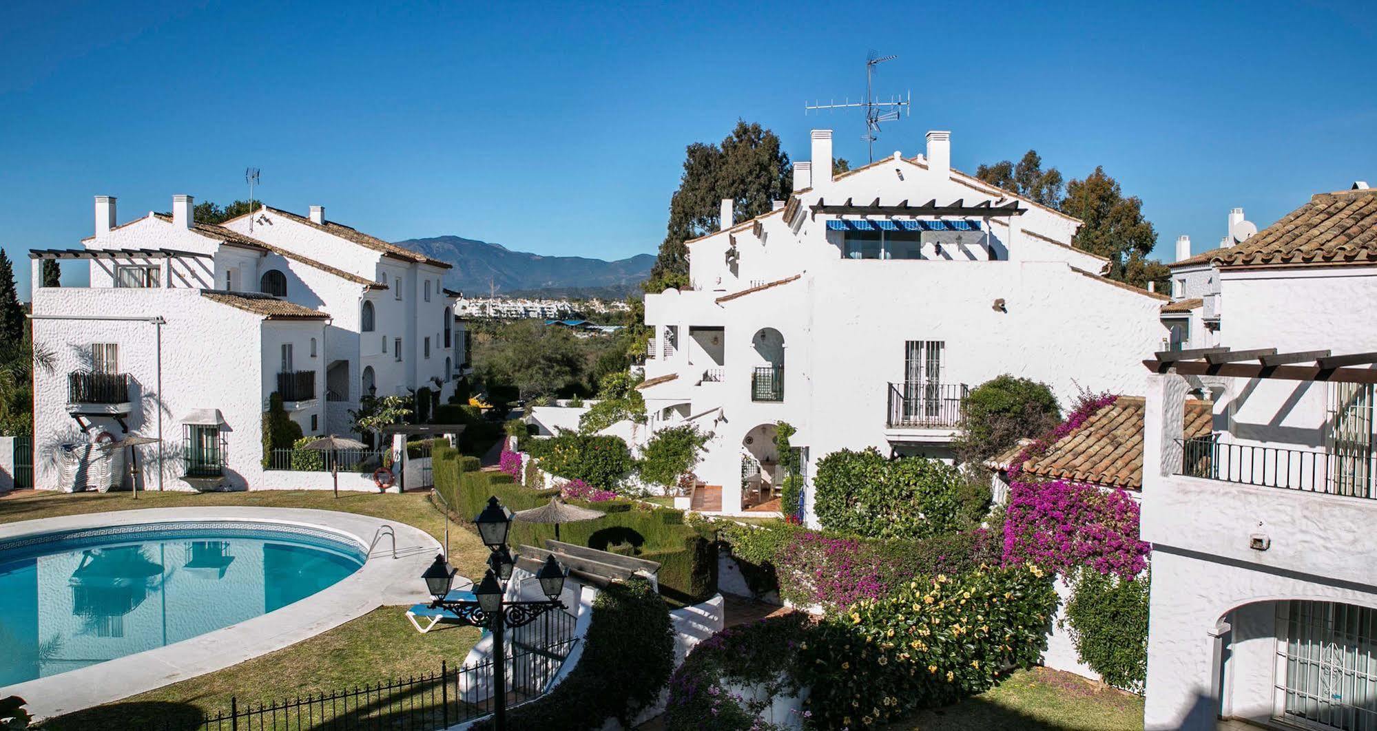 Ona Club Bena Vista Apartment Estepona Exterior photo