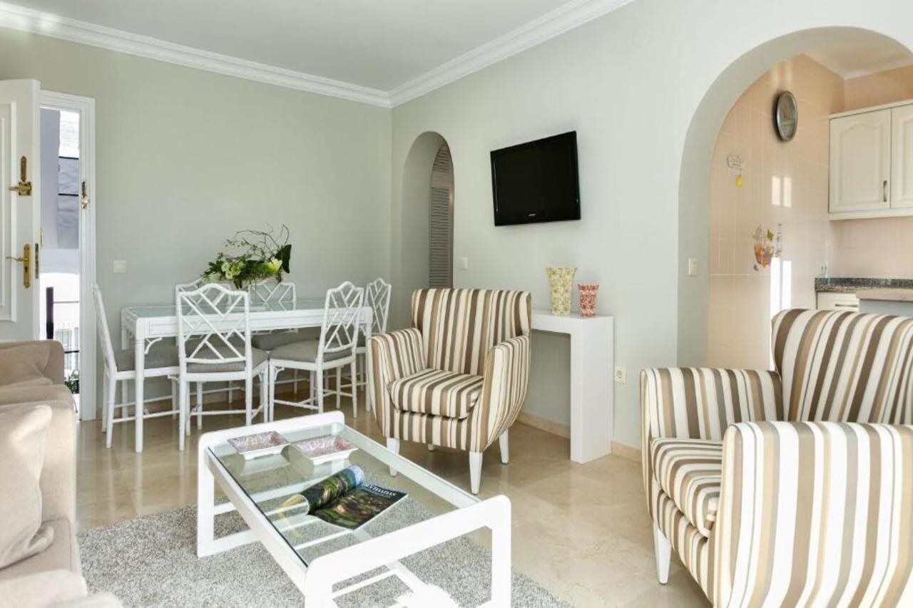Ona Club Bena Vista Apartment Estepona Exterior photo